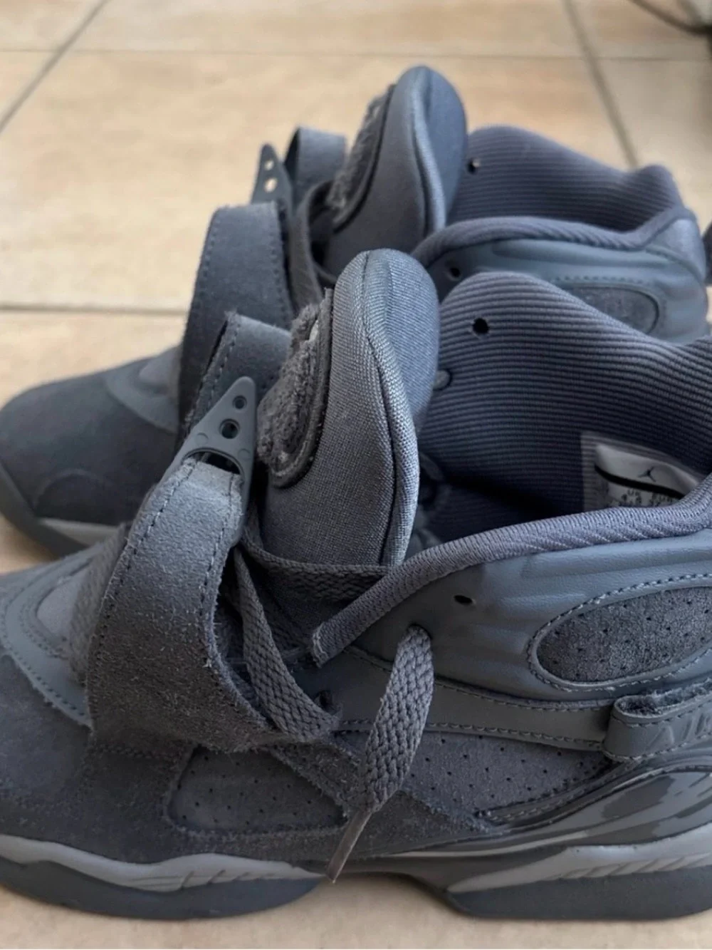 Nike Air Jordan 8 GS (Cool Grey) Size 5y